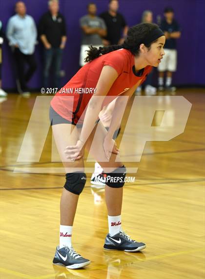 Thumbnail 2 in Mater Dei vs. Harvard-Westlake (Durango Fall Classic) photogallery.