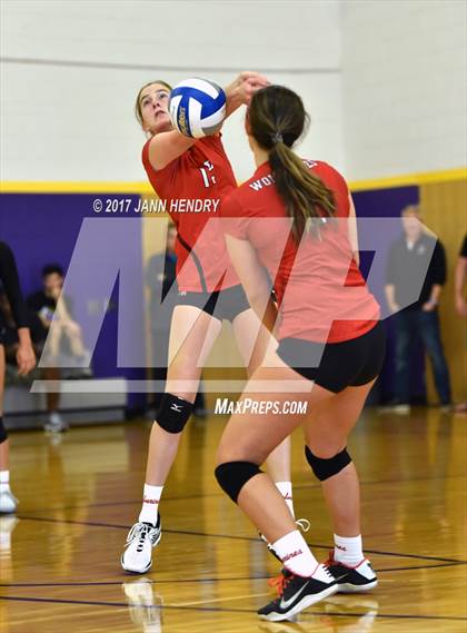 Thumbnail 1 in Mater Dei vs. Harvard-Westlake (Durango Fall Classic) photogallery.