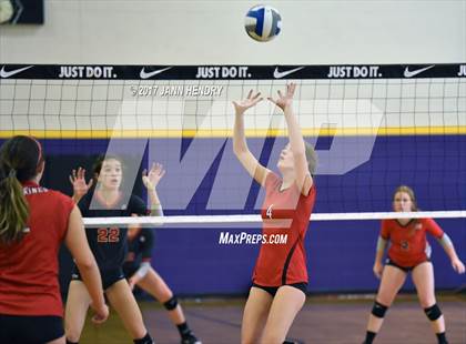 Thumbnail 1 in Mater Dei vs. Harvard-Westlake (Durango Fall Classic) photogallery.