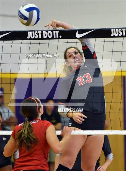 Thumbnail 1 in Mater Dei vs. Harvard-Westlake (Durango Fall Classic) photogallery.