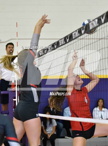 Thumbnail 2 in Mater Dei vs. Harvard-Westlake (Durango Fall Classic) photogallery.