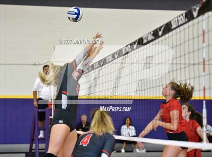 Thumbnail 3 in Mater Dei vs. Harvard-Westlake (Durango Fall Classic) photogallery.