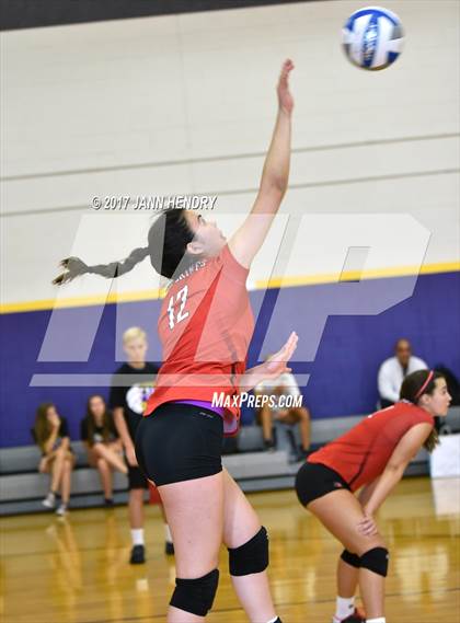 Thumbnail 3 in Mater Dei vs. Harvard-Westlake (Durango Fall Classic) photogallery.
