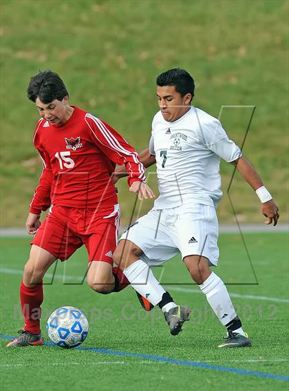 Thumbnail 3 in Brentwood vs Half Hollow Hills East (Section 11 Class AA Final) photogallery.