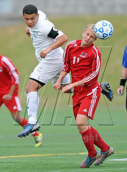 Thumbnail 3 in Brentwood vs Half Hollow Hills East (Section 11 Class AA Final) photogallery.