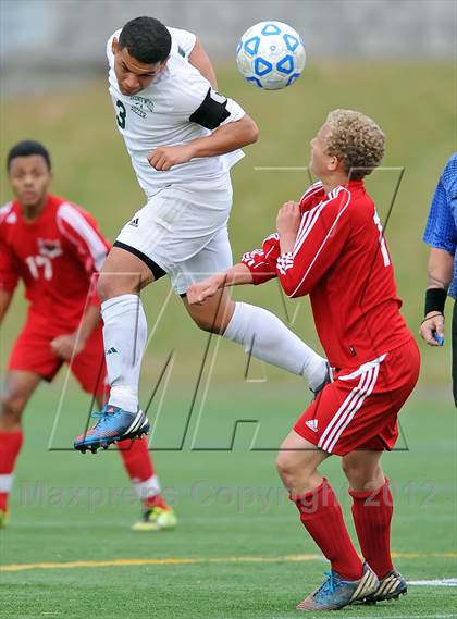 Thumbnail 2 in Brentwood vs Half Hollow Hills East (Section 11 Class AA Final) photogallery.