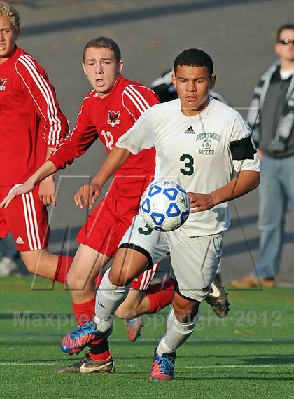 Thumbnail 3 in Brentwood vs Half Hollow Hills East (Section 11 Class AA Final) photogallery.