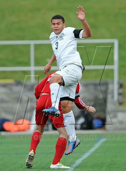 Thumbnail 3 in Brentwood vs Half Hollow Hills East (Section 11 Class AA Final) photogallery.