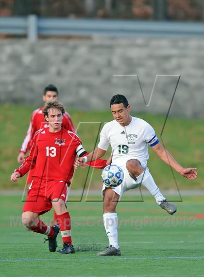 Thumbnail 3 in Brentwood vs Half Hollow Hills East (Section 11 Class AA Final) photogallery.
