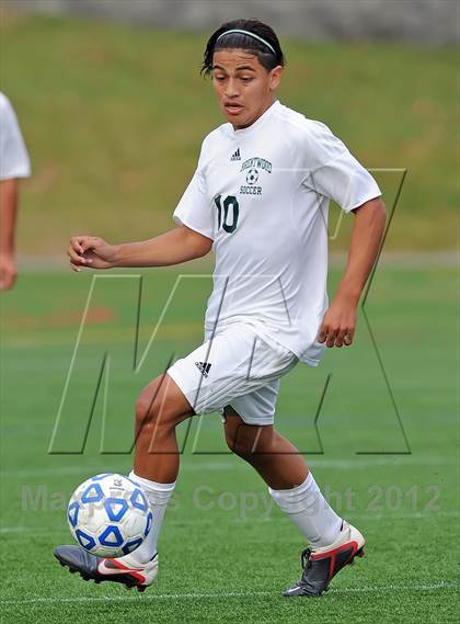 Thumbnail 2 in Brentwood vs Half Hollow Hills East (Section 11 Class AA Final) photogallery.
