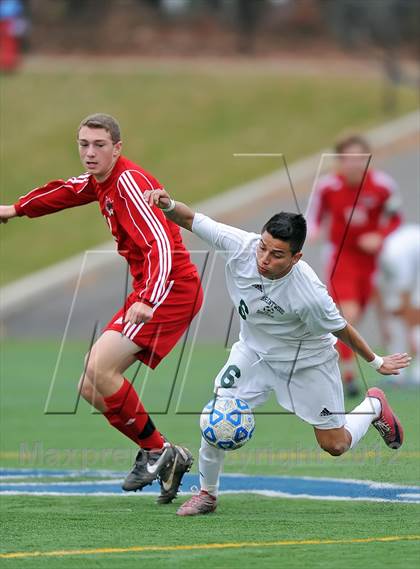 Thumbnail 2 in Brentwood vs Half Hollow Hills East (Section 11 Class AA Final) photogallery.