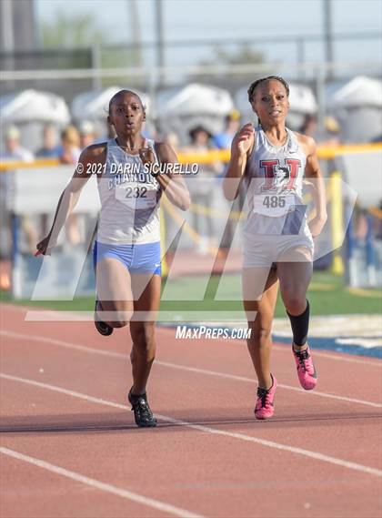 Thumbnail 1 in AIA Track & Field Championships (Girls 100/400m Dash DIV 1 & 3) photogallery.