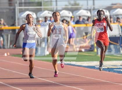 Thumbnail 2 in AIA Track & Field Championships (Girls 100/400m Dash DIV 1 & 3) photogallery.