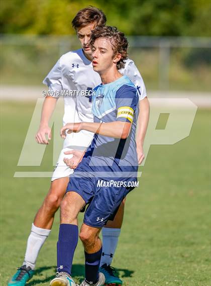 Thumbnail 1 in Helias vs Father Tolton (Richard Wilson Capital City Classic) photogallery.