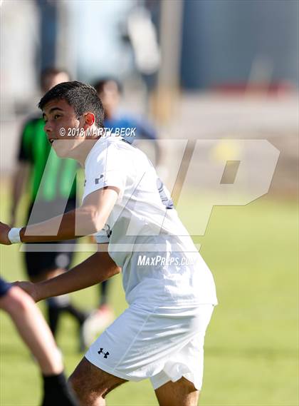 Thumbnail 3 in Helias vs Father Tolton (Richard Wilson Capital City Classic) photogallery.