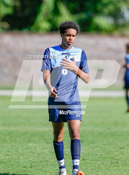 Thumbnail 3 in Helias vs Father Tolton (Richard Wilson Capital City Classic) photogallery.