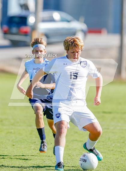 Thumbnail 2 in Helias vs Father Tolton (Richard Wilson Capital City Classic) photogallery.