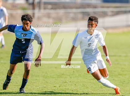 Thumbnail 2 in Helias vs Father Tolton (Richard Wilson Capital City Classic) photogallery.