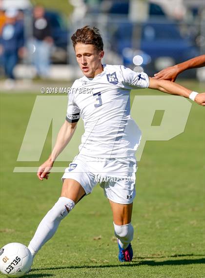 Thumbnail 3 in Helias vs Father Tolton (Richard Wilson Capital City Classic) photogallery.