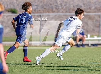 Thumbnail 3 in Helias vs Father Tolton (Richard Wilson Capital City Classic) photogallery.