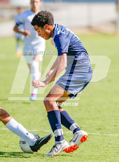 Thumbnail 2 in Helias vs Father Tolton (Richard Wilson Capital City Classic) photogallery.