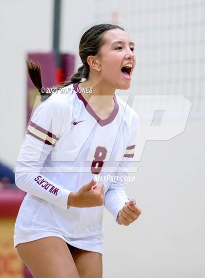 Thumbnail 2 in Inderkum @ Whitney photogallery.