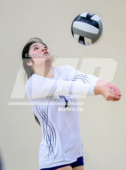Thumbnail 2 in Inderkum @ Whitney photogallery.