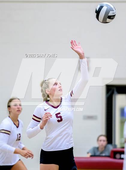Thumbnail 2 in Inderkum @ Whitney photogallery.