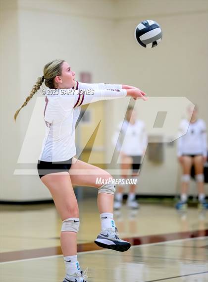 Thumbnail 1 in Inderkum @ Whitney photogallery.