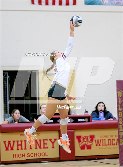 Thumbnail 1 in Inderkum @ Whitney photogallery.