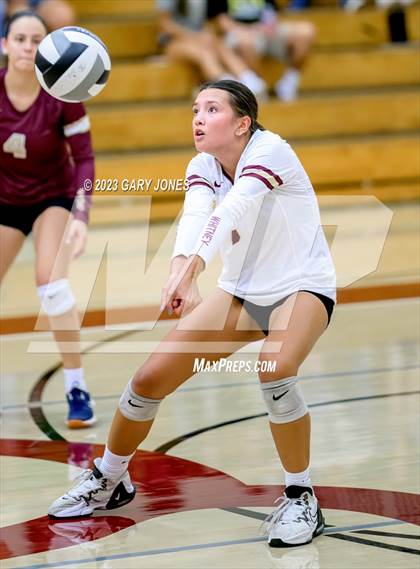 Thumbnail 1 in Inderkum @ Whitney photogallery.