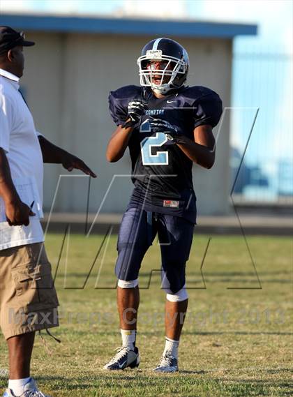 Thumbnail 3 in Dominguez vs. Compton photogallery.