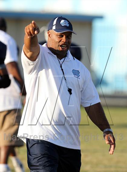 Thumbnail 2 in Dominguez vs. Compton photogallery.