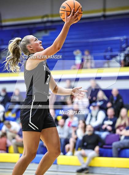 Thumbnail 1 in Syracuse @ Bonneville photogallery.