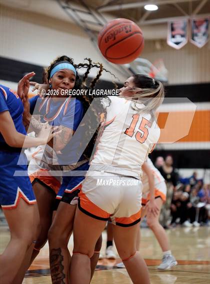 Thumbnail 1 in Bowie vs Haltom photogallery.