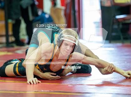 Thumbnail 1 in Lou Bronzan Invitational photogallery.
