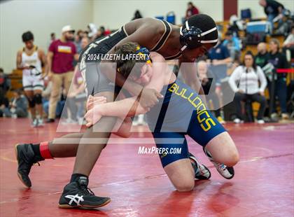 Thumbnail 2 in Lou Bronzan Invitational photogallery.