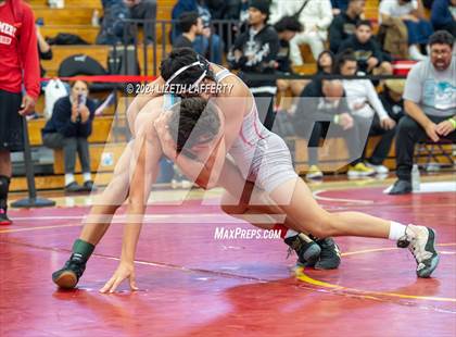 Thumbnail 3 in Lou Bronzan Invitational photogallery.