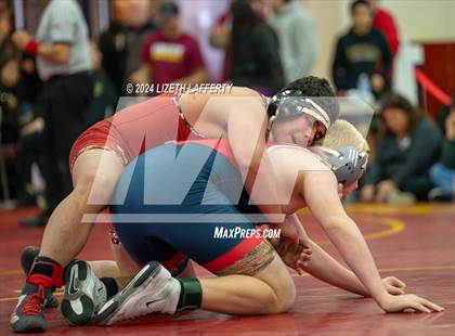 Thumbnail 3 in Lou Bronzan Invitational photogallery.