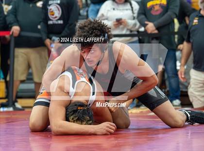 Thumbnail 3 in Lou Bronzan Invitational photogallery.