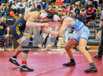 Thumbnail 3 in Lou Bronzan Invitational photogallery.