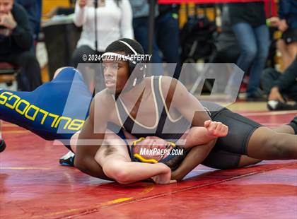 Thumbnail 1 in Lou Bronzan Invitational photogallery.