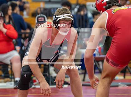 Thumbnail 2 in Lou Bronzan Invitational photogallery.
