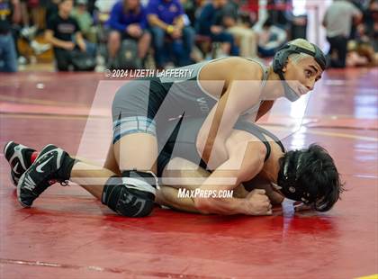 Thumbnail 2 in Lou Bronzan Invitational photogallery.