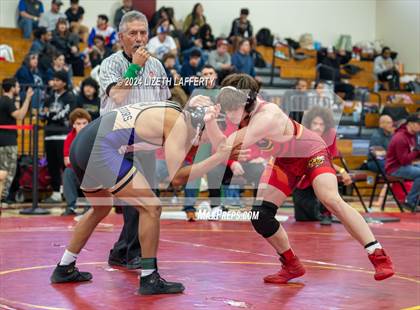 Thumbnail 1 in Lou Bronzan Invitational photogallery.