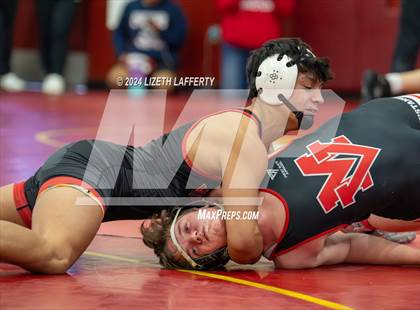 Thumbnail 2 in Lou Bronzan Invitational photogallery.