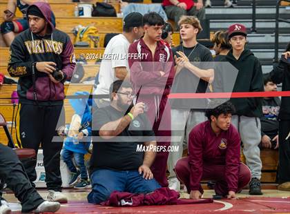Thumbnail 3 in Lou Bronzan Invitational photogallery.