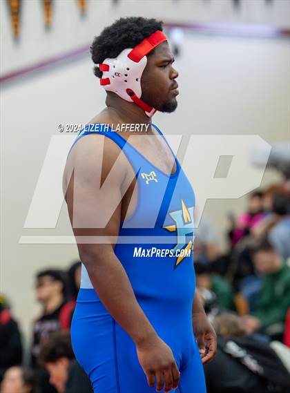 Thumbnail 2 in Lou Bronzan Invitational photogallery.