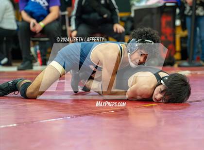 Thumbnail 2 in Lou Bronzan Invitational photogallery.