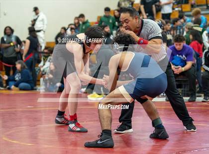 Thumbnail 3 in Lou Bronzan Invitational photogallery.